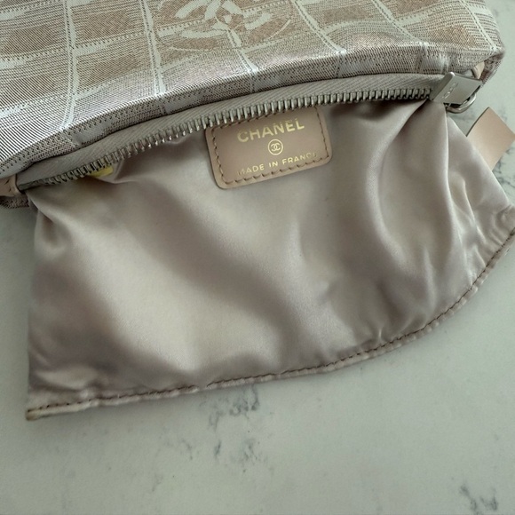 Authentic Chanel New Travel Line Pouch/wristlet - Picture 3 of 12